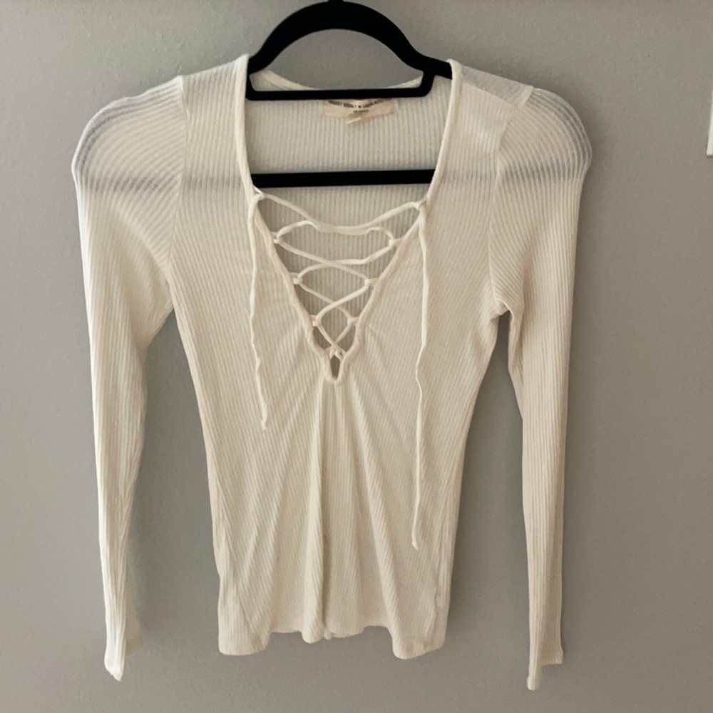 URBAN OUTFITTERS White Long Sleeve Top